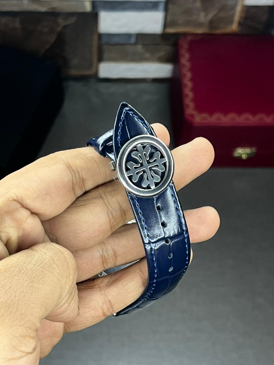 Nautilus Leather Strap Master Lock - Full Blue